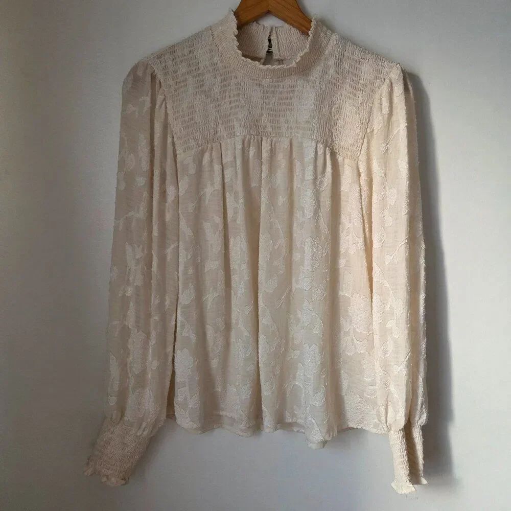 LIKE NEW KNOX ROSE VICTORIAN STYLE BROCADE MOCK NECK SMOCKED LONGSLEEVES TOP M